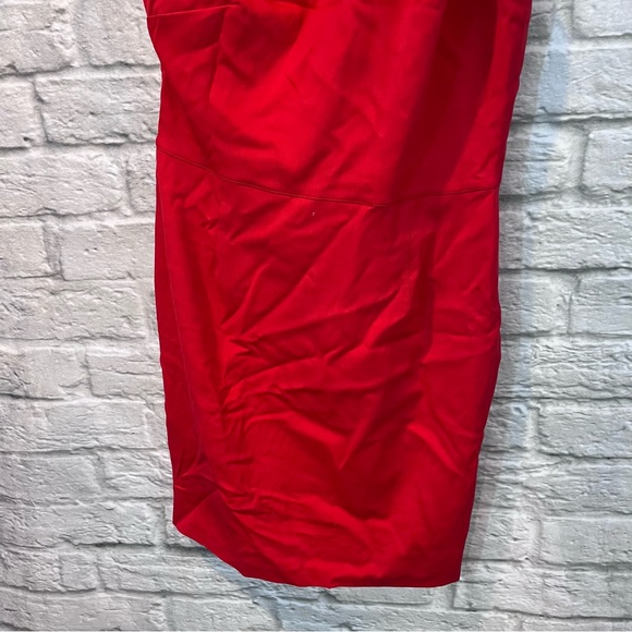 Valentino Techno Couture SZ 10 Red One Shoulder Flower Detail Knee Length Dress - Picture 7 of 14